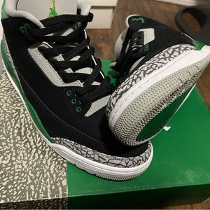 Jordan 3 Pine Green